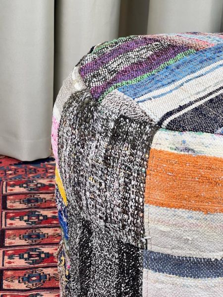 Nostaljik Kilim Puf Ölçü Çap 45 Cm Yükseklik 42 Cm