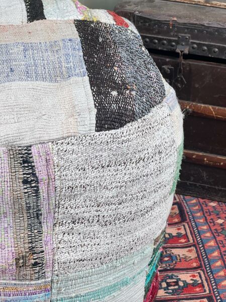 Nostaljik Kilim Puf Ölçü Çap 45 Cm Yükseklik 42 Cm