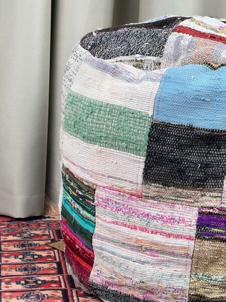Nostaljik Kilim Puf Ölçü Çap 45 Cm Yükseklik 42 Cm