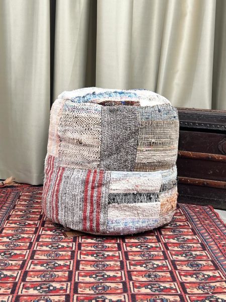 Nostaljik Kilim Puf Ölçü Çap 45 Cm Yükseklik 42 Cm