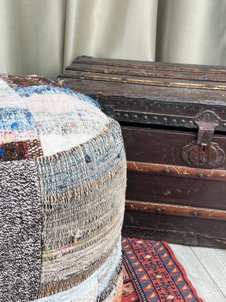 Nostaljik Kilim Puf Ölçü Çap 45 Cm Yükseklik 42 Cm