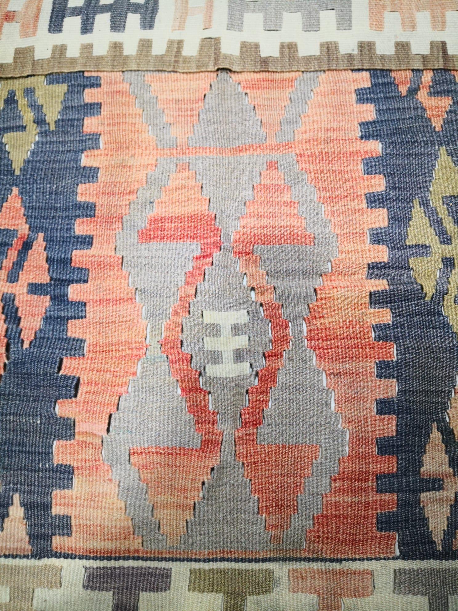 El Dokumasi Anadolu Motif Kök Boya Yün Kilim Aoa Ölçü 105X145Cm