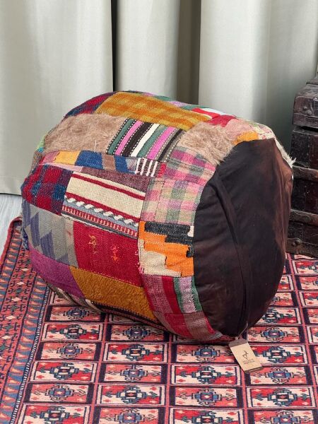 Nostaljik Kilim Puf Ölçü Çap 45 Cm Yükseklik 42 Cm