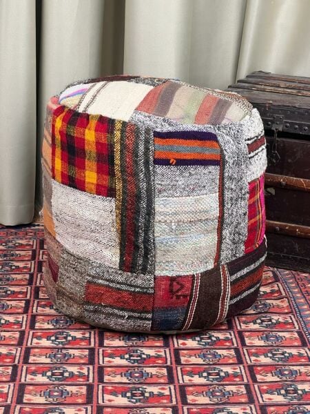 Nostaljik Kilim Puf Ölçü Çap 45 Cm Yükseklik 42 Cm