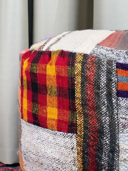 Nostaljik Kilim Puf Ölçü Çap 45 Cm Yükseklik 42 Cm