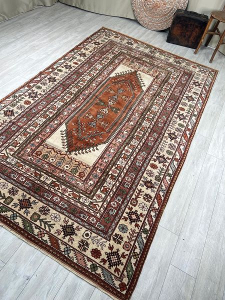 El Dokumasi Halı Kilim Yolluk Paspas Ölçü 334X200 Cm