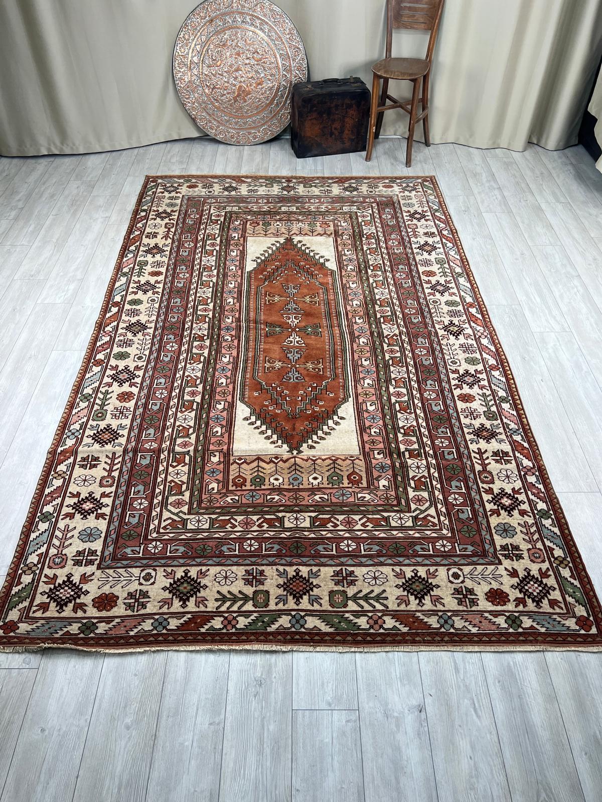 El Dokumasi Halı Kilim Yolluk Paspas Ölçü 334X200 Cm