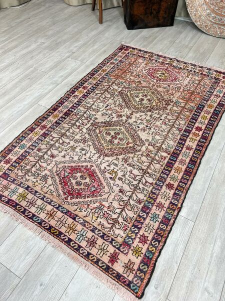 El Dokumasi Halı Kilim Yolluk Paspas Ölçü 195X114 Cm
