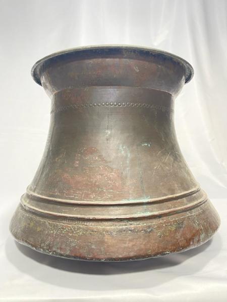 Usta Damgalı El Dövme İşlemeli Dev Bakır Gelin Kazani Aoa Ölçü Taban Çapi 60Cm Ağiz Çapi 46Cm Yüksekliği 45Cm