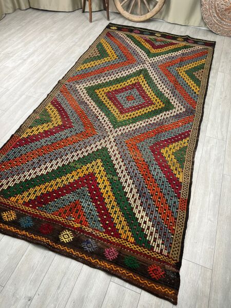 El Dokumasi Halı Kilim Yolluk Paspas Ölçü 348X166 Cm