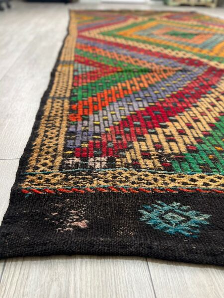 El Dokumasi Halı Kilim Yolluk Paspas Ölçü 353X178 Cm