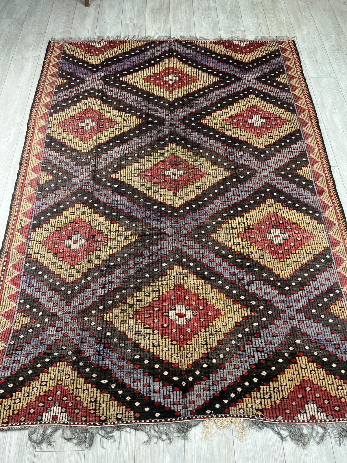 El Dokumasi Halı Kilim Yolluk Paspas Ölçü 263X184 Cm