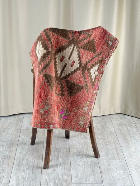 El Dokumasi Halı Kilim Yolluk Paspas Ölçü 93X72 Cm