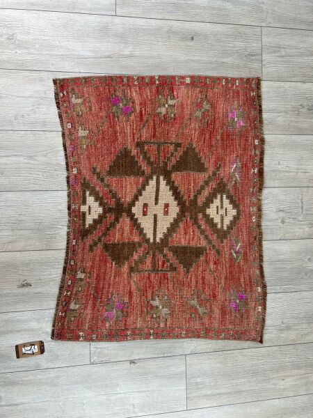 El Dokumasi Halı Kilim Yolluk Paspas Ölçü 93X72 Cm