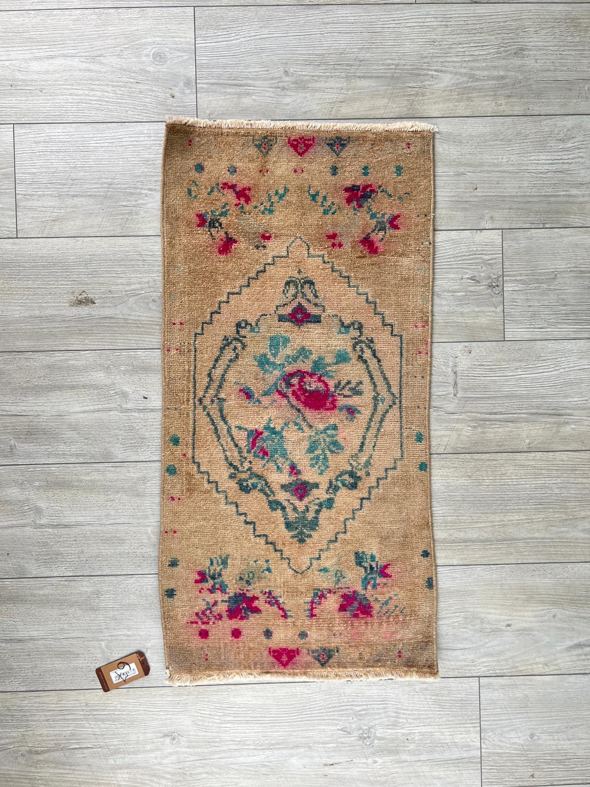 El Dokumasi Halı Kilim Yolluk Paspas Ölçü 95X48 Cm