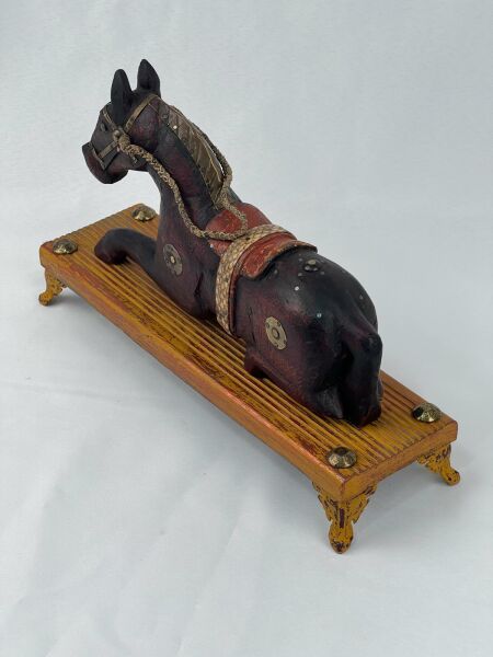 Masa Üstü At Figürü Ölçü 34X10 Cm H 21 Cm