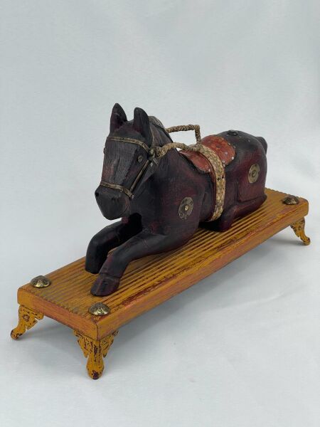 Masa Üstü At Figürü Ölçü 34X10 Cm H 21 Cm