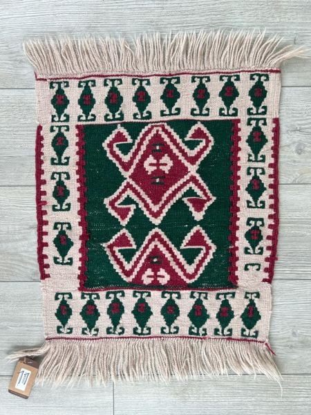 El Dokumasi Halı Kilim Yolluk Paspas Ölçü 55X47 Cm