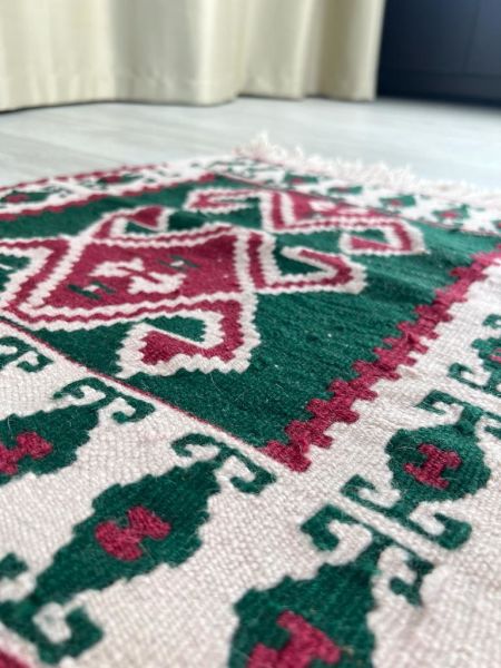 El Dokumasi Halı Kilim Yolluk Paspas Ölçü 55X47 Cm