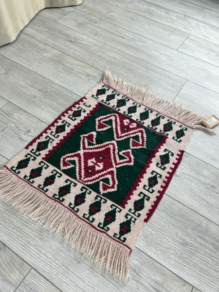 El Dokumasi Halı Kilim Yolluk Paspas Ölçü 55X47 Cm