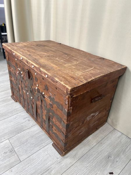 Eski Antika Sandık Ölçü 79X44 Cm H 54 Cm