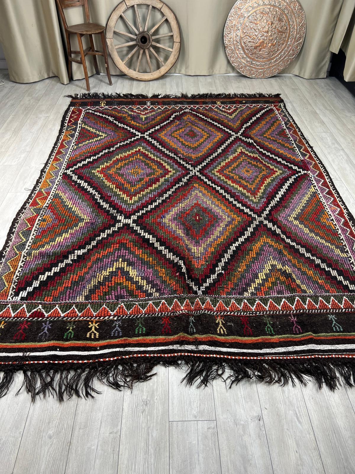 El Dokumasi Halı Kilim Yolluk Paspas Ölçü 315X223 Cm
