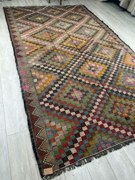 El Dokumasi Halı Kilim Yolluk Paspas Ölçü 343X202 Cm