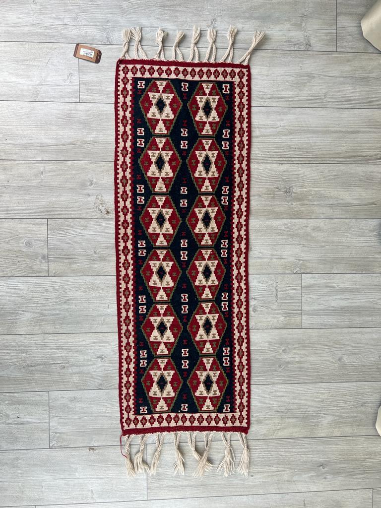 El Dokumasi Halı Kilim Yolluk Paspas Ölçü 129X47 Cm