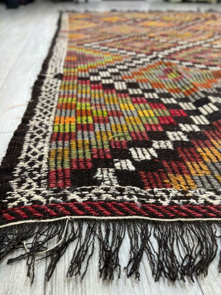 El Dokumasi Halı Kilim Yolluk Paspas Ölçü 285X228 Cm
