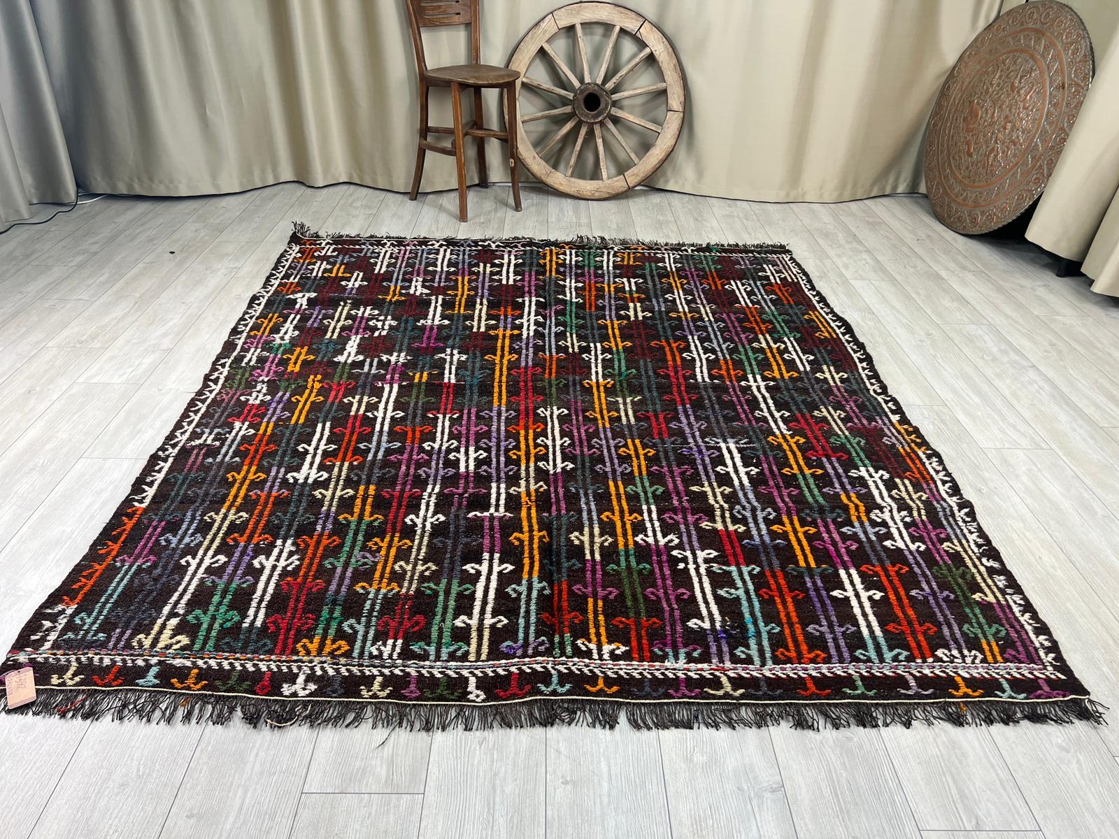 El Dokumasi Halı Kilim Yolluk Paspas Ölçü 242X203 Cm