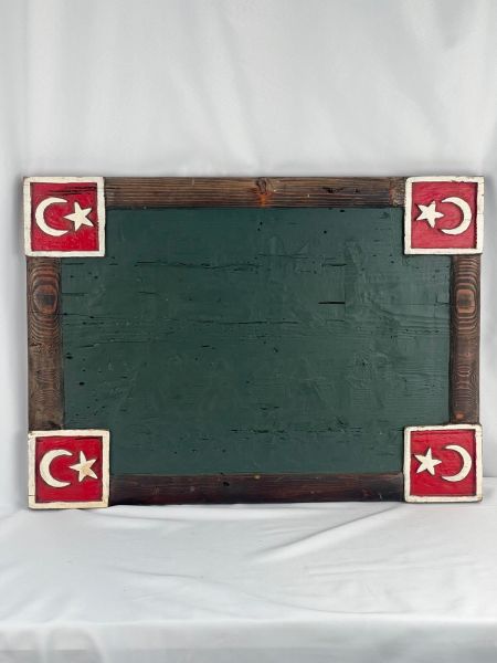 Eski Nostaljik Yazi Tahtasi Türk Bayrak Motifli Ölçü 75X54 Cm H 3,2 Cm