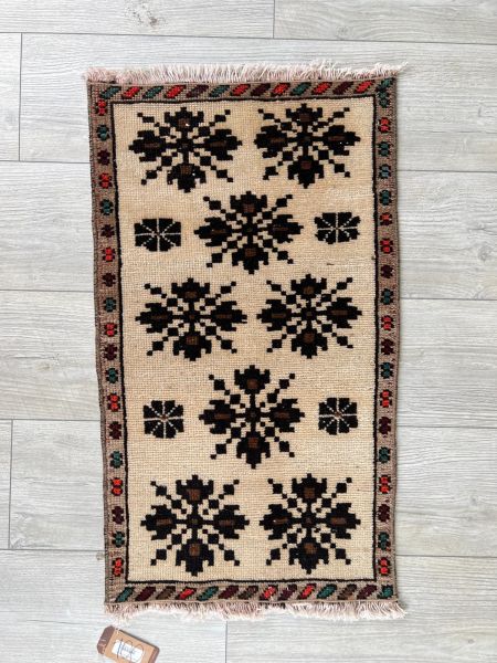 El Dokumasi Halı Kilim Yolluk Paspas Ölçü 84X44 Cm