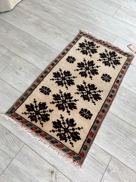 El Dokumasi Halı Kilim Yolluk Paspas Ölçü 84X44 Cm