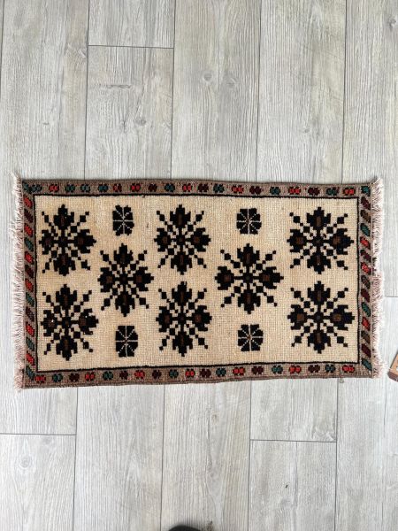 El Dokumasi Halı Kilim Yolluk Paspas Ölçü 84X44 Cm