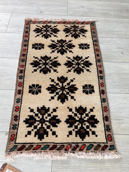 El Dokumasi Halı Kilim Yolluk Paspas Ölçü 84X44 Cm