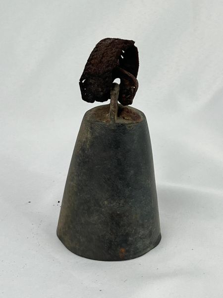 Nostaljik Antika Çan İçi Boş Çap 7,5 Cm H 12,5 Cm Ölçü Çap 7,5 Cm H 12,5 Cm