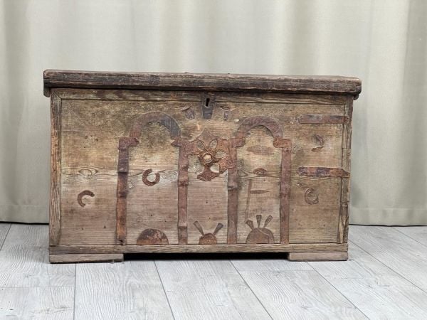 Eski Antika Sandık Ölçü 81X44 Cm H 48 Cm