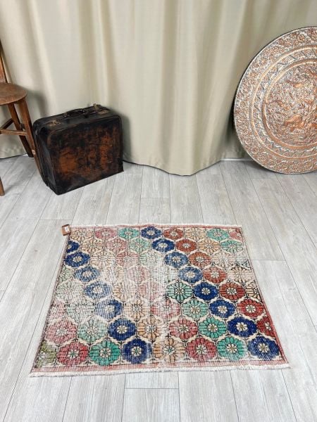 El Dokumasi Halı Kilim Yolluk Paspas Ölçü 97,5X87,5 Cm