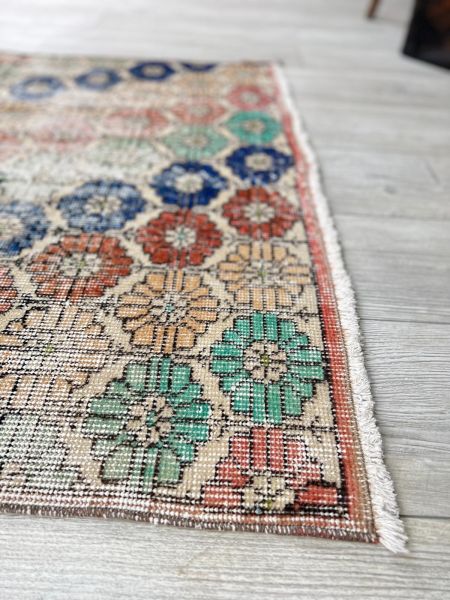 El Dokumasi Halı Kilim Yolluk Paspas Ölçü 97,5X87,5 Cm