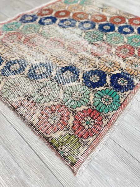 El Dokumasi Halı Kilim Yolluk Paspas Ölçü 97,5X87,5 Cm