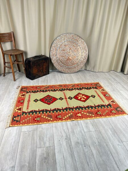 El Dokumasi Halı Kilim Yolluk Paspas Ölçü 180X111 Cm
