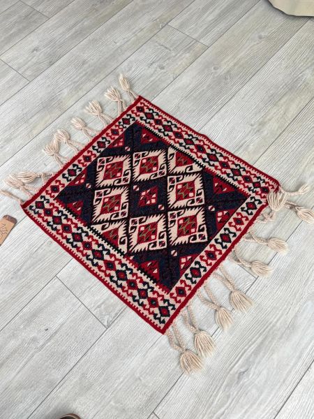 El Dokumasi Halı Kilim Yolluk Paspas Ölçü 77X51 Cm