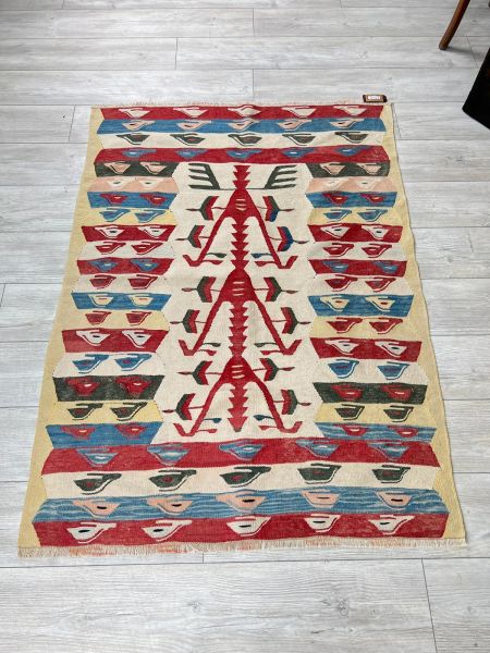 El Dokumasi Halı Kilim Yolluk Paspas Ölçü 156X111 Cm