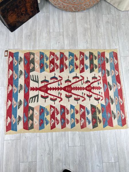 El Dokumasi Halı Kilim Yolluk Paspas Ölçü 156X111 Cm