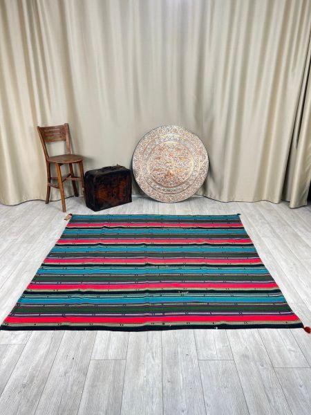 El Dokumasi Halı Kilim Yolluk Paspas Ölçü 185X177 Cm