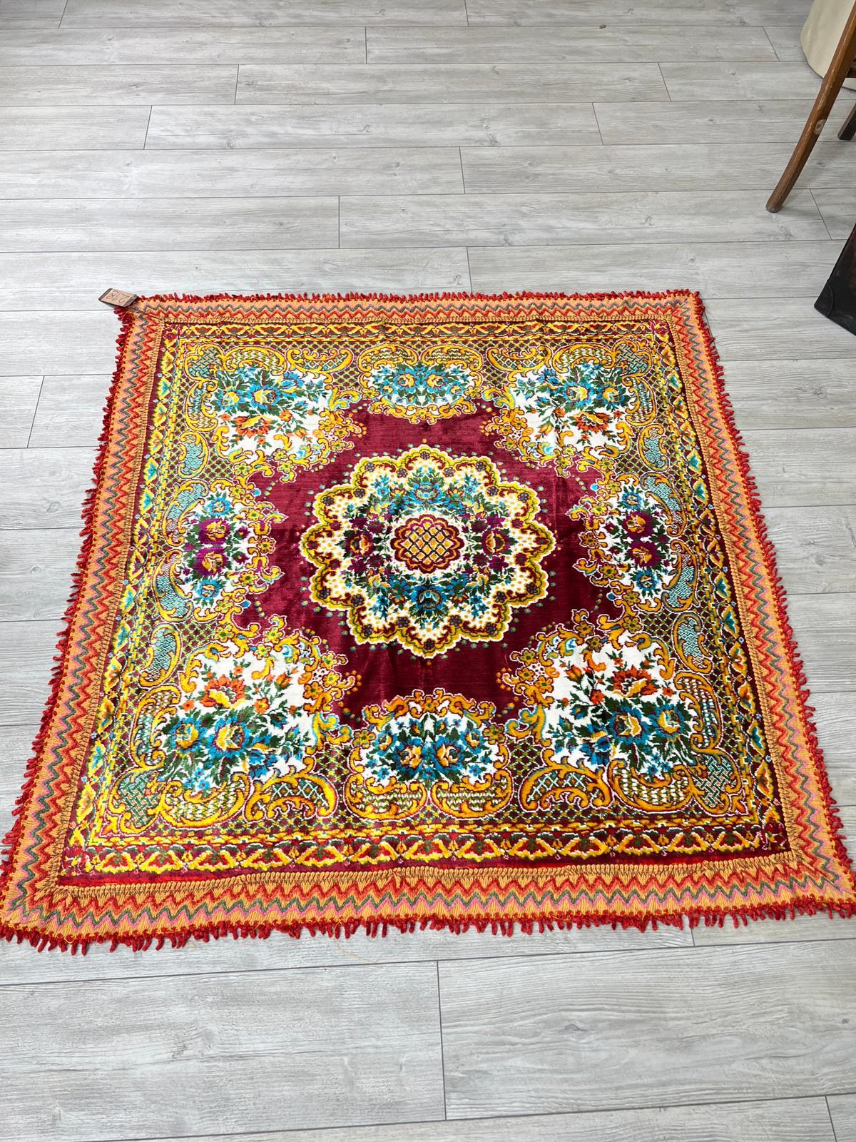 El Dokumasi Halı Kilim Yolluk Paspas Ölçü 138X131 Cm