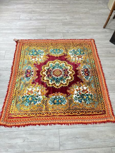 El Dokumasi Halı Kilim Yolluk Paspas Ölçü 138X131 Cm