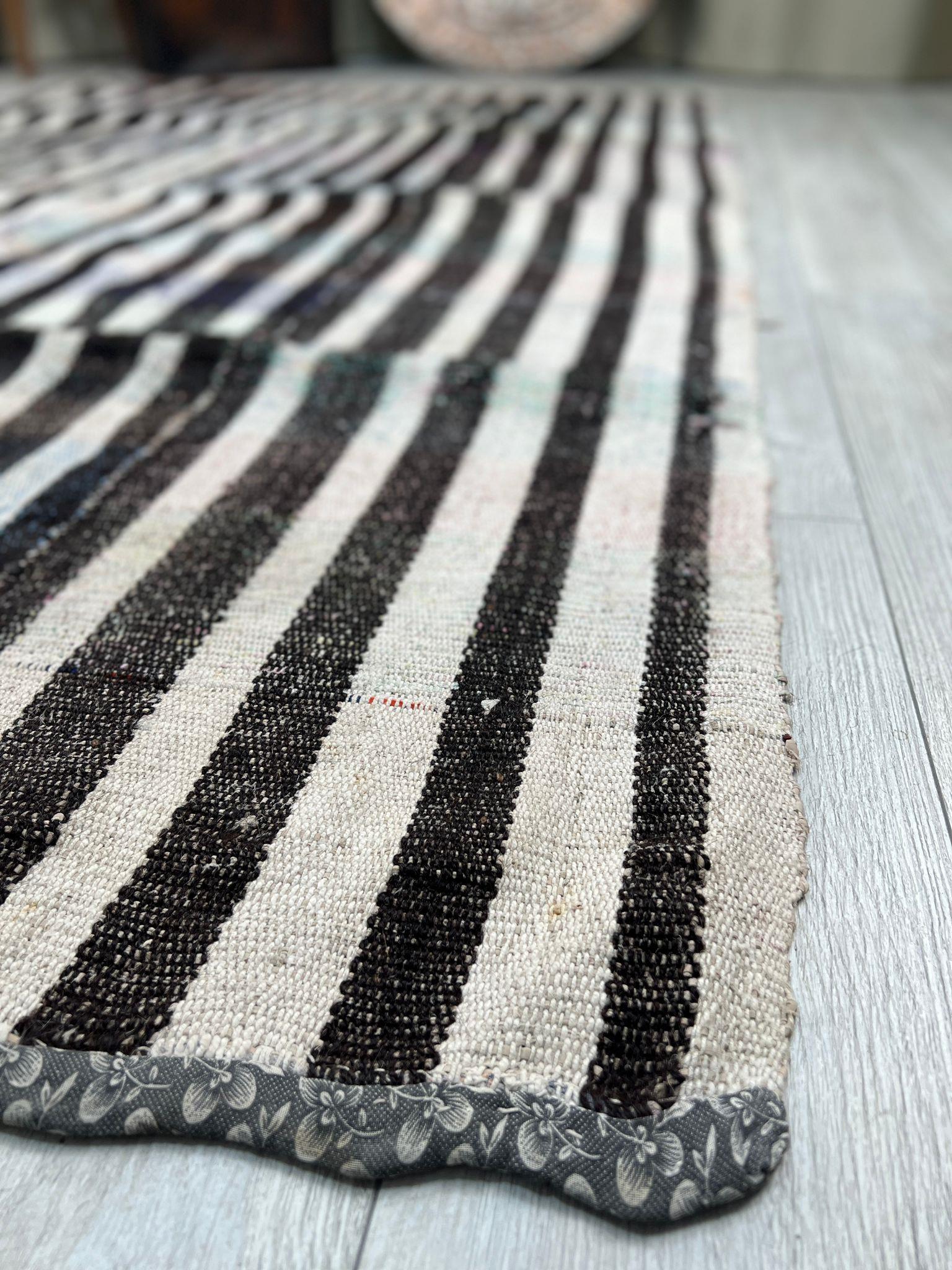 El Dokumasi Halı Kilim Yolluk Paspas Ölçü 260X174 Cm