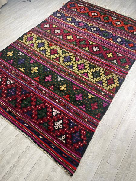 El Dokumasi Halı Kilim Yolluk Paspas Ölçü 318X203 Cm