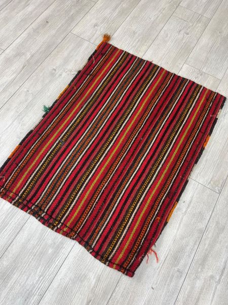 El Dokumasi Halı Kilim Yolluk Paspas Ölçü 90X67 Cm